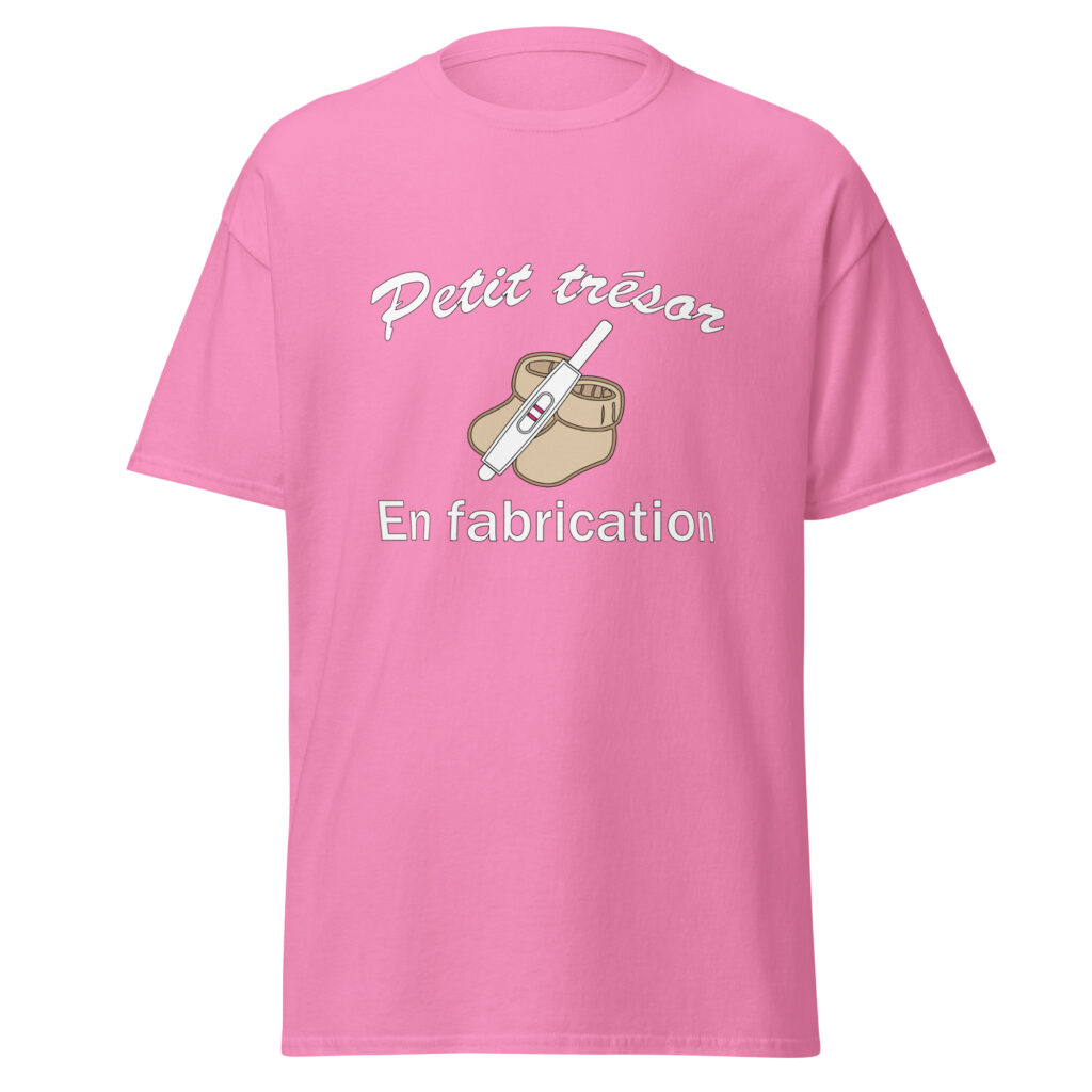 T-shirt petit trésor en fabrication — Rose, face