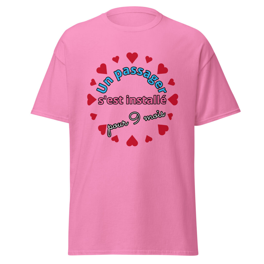 T-shirt un passager s'est installé pour 9 mois — Rose, face