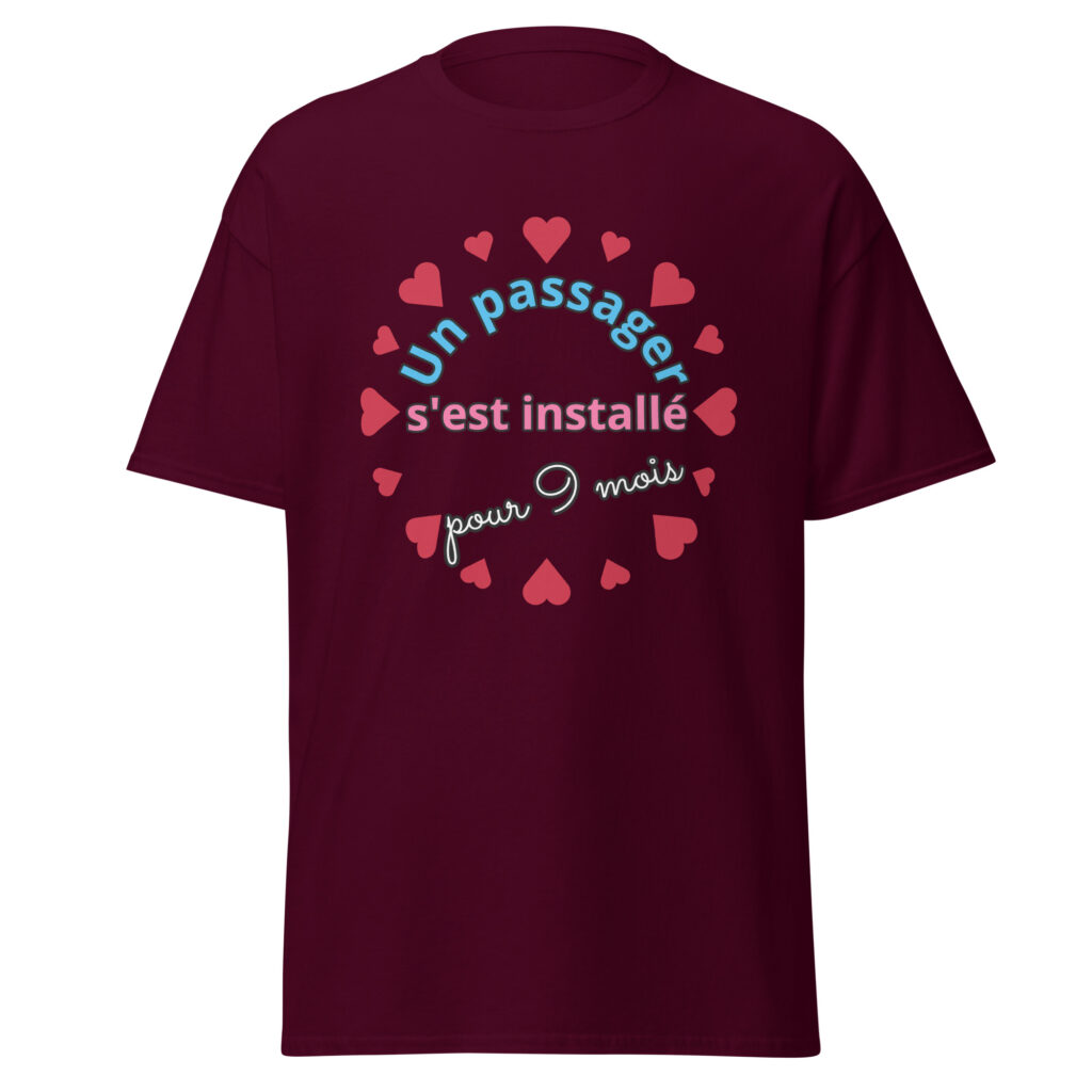 T-shirt un passager s'est installé pour 9 mois — Bordeaux, face